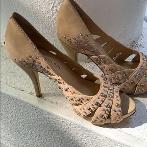Gianni BIni tan studded pumps